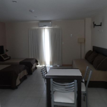 Apart Hotel Granada Neuquén Zimmer foto